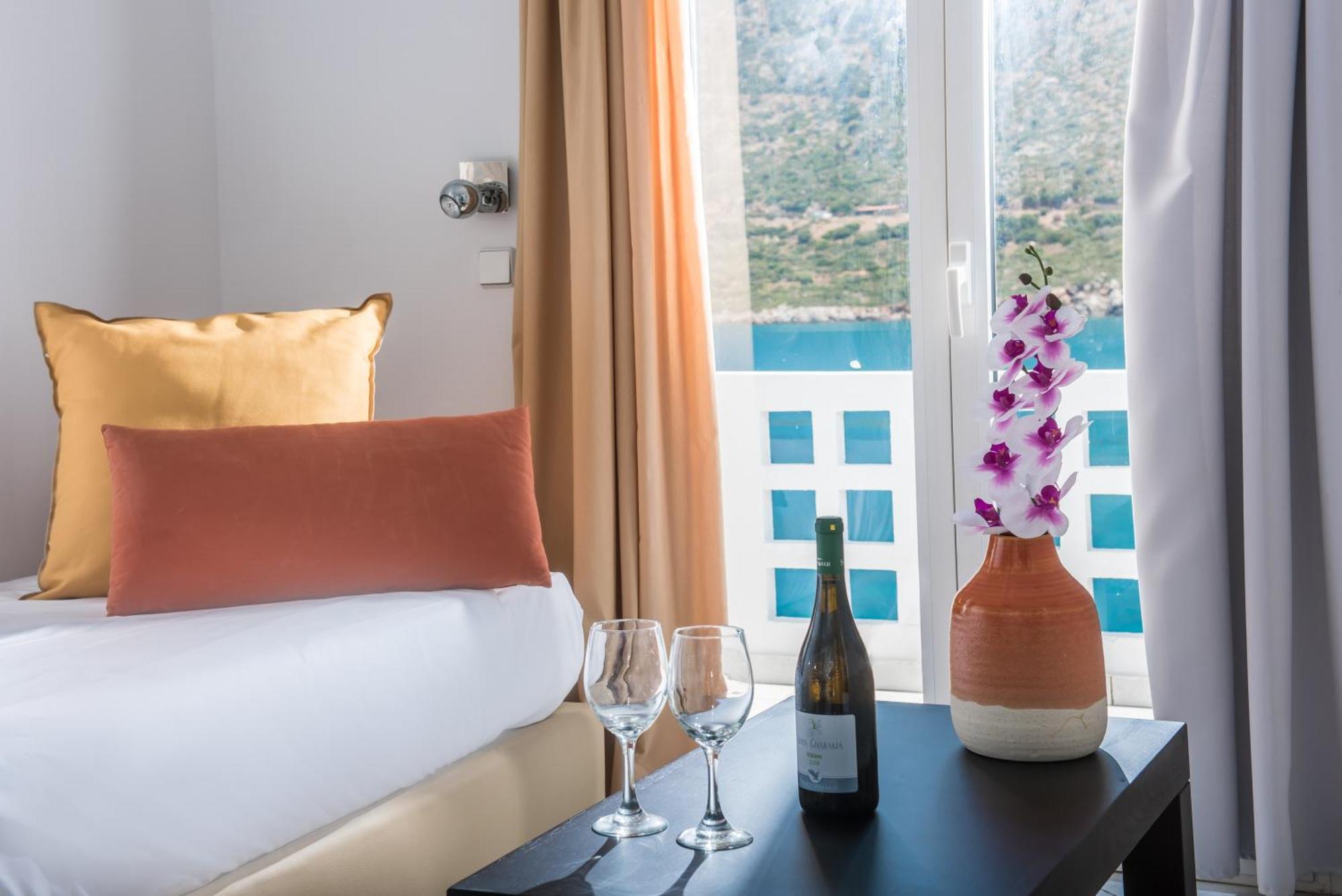 Troulis Apart-Hotel Bali  Номер фото