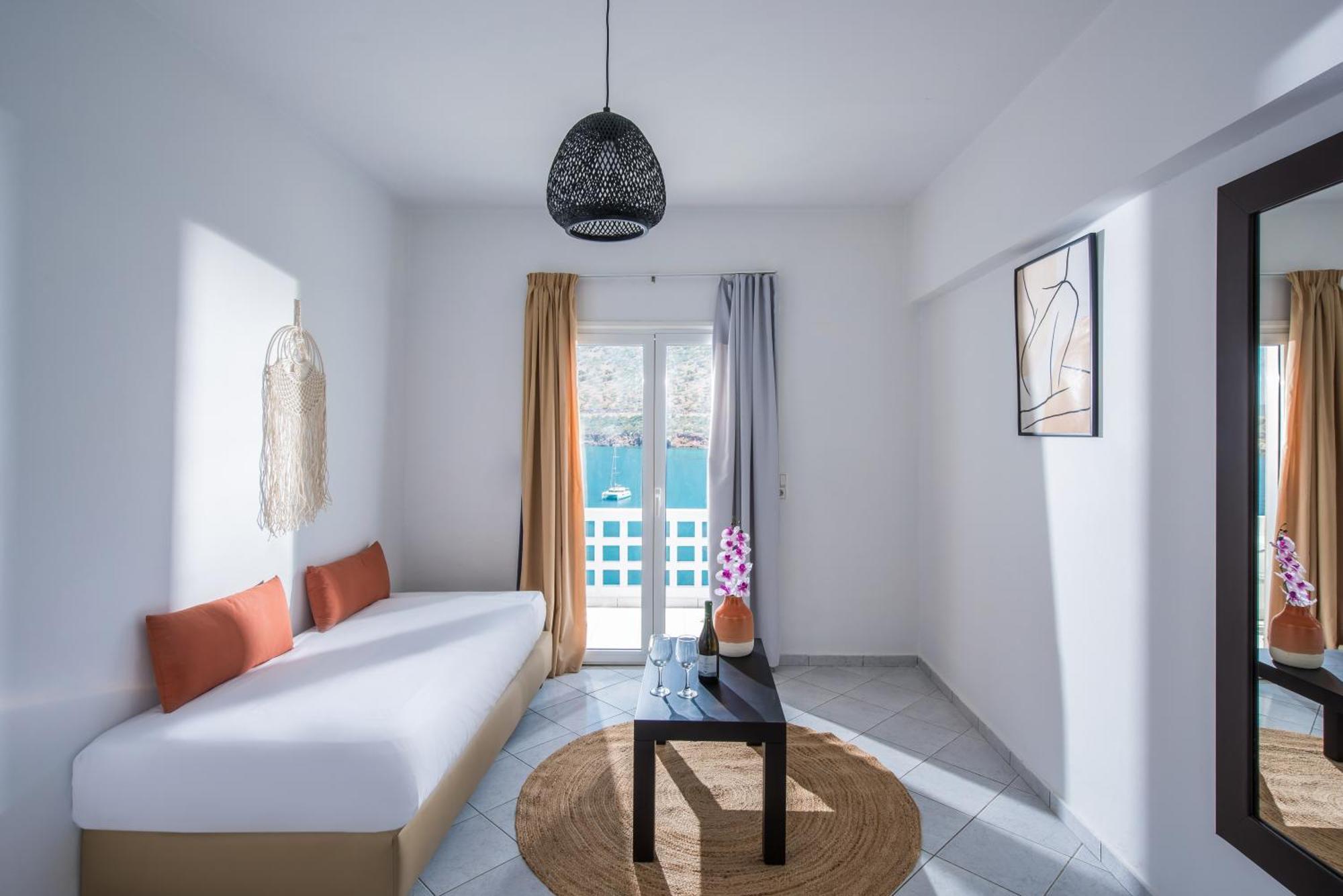 Troulis Apart-Hotel Bali  Номер фото